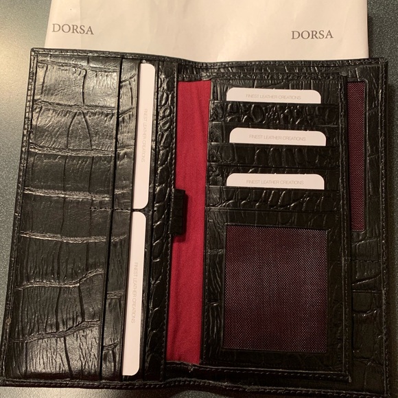 A new leather wallet - Picture 2 of 3